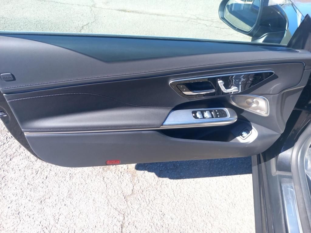 Fahrzeugabbildung Mercedes-Benz CLE 450 4M Cabriolet AMG*Air-Cap*Burmester*Distr