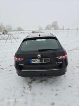 Skoda Superb 1.6 TDI Ambition Combi Ambition - Skoda Superb aus 2016 mit Diesel-Antrieb: Kombi