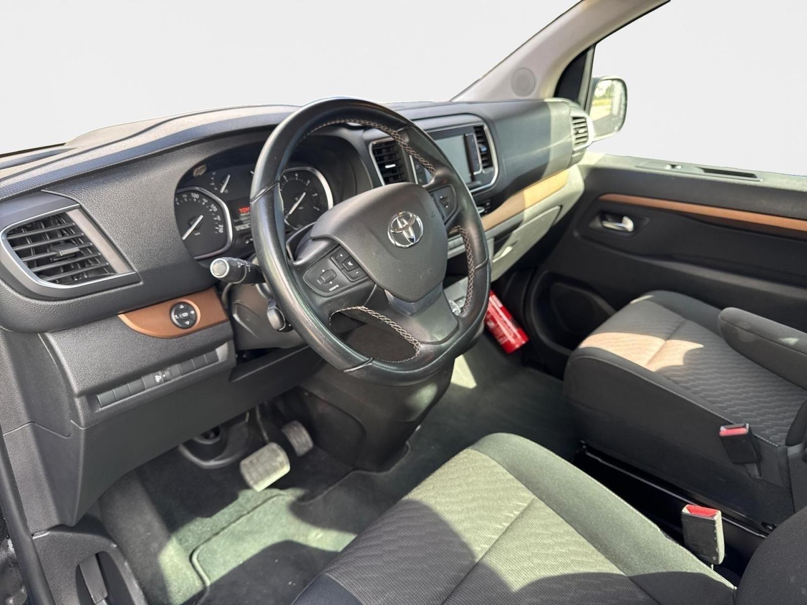 Toyota Proace Verso 2.0 D-4D L1 Team D AHK beide. Tü...