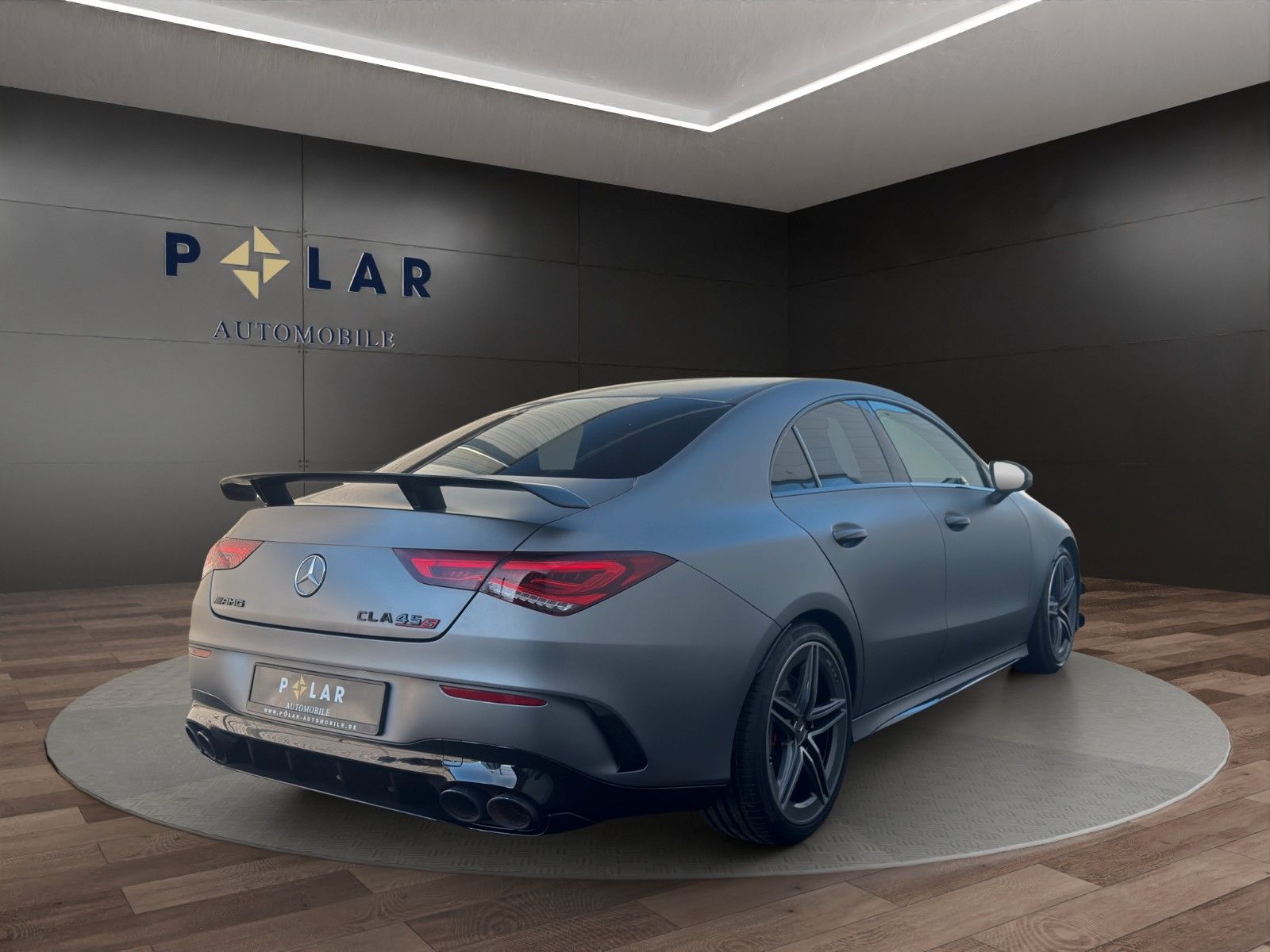 Fahrzeugabbildung Mercedes-Benz CLA 45 S AMG Matt/Perf-Sitz/MBeam/AERO/Night-Pkt