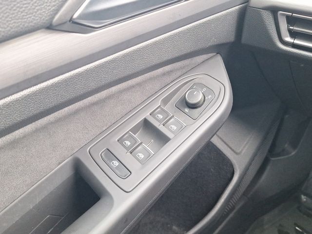 Golf VIII Style 1,5 l eTSI DSG Navigation, Matri