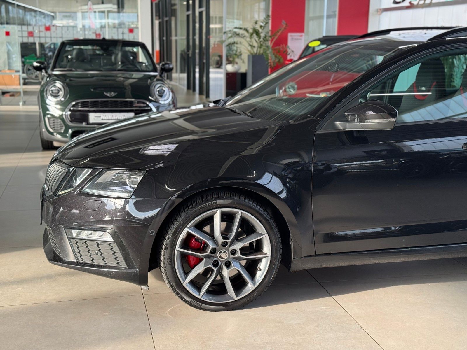 Fahrzeugabbildung SKODA Octavia Combi 2.0 TDI RS 4x4   "ACC Park-Paket"