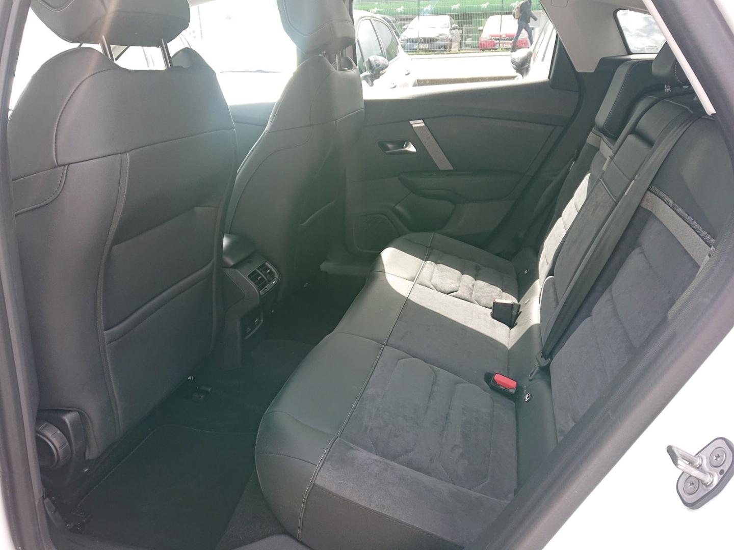 Citroën e-C4 156 e-Series SHZ Navi Kamera Apple CarPlay 