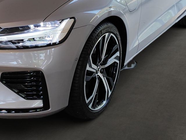 VOLVO V60 T6 (Bild 8 von Array)