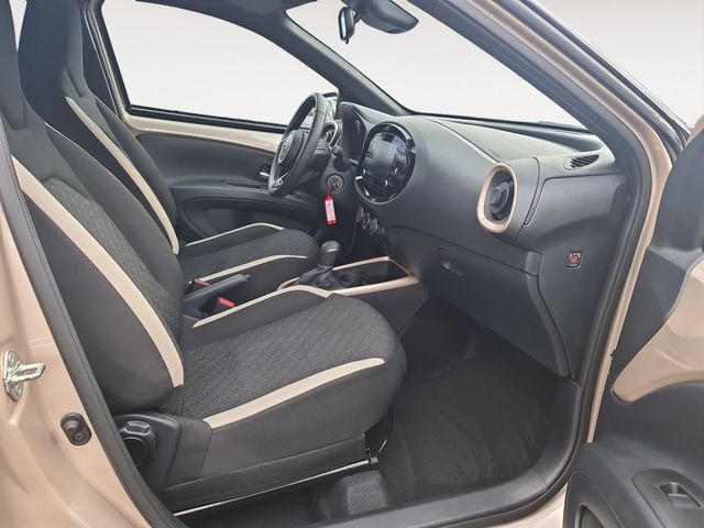 Aygo X Teamplayer (AB7)