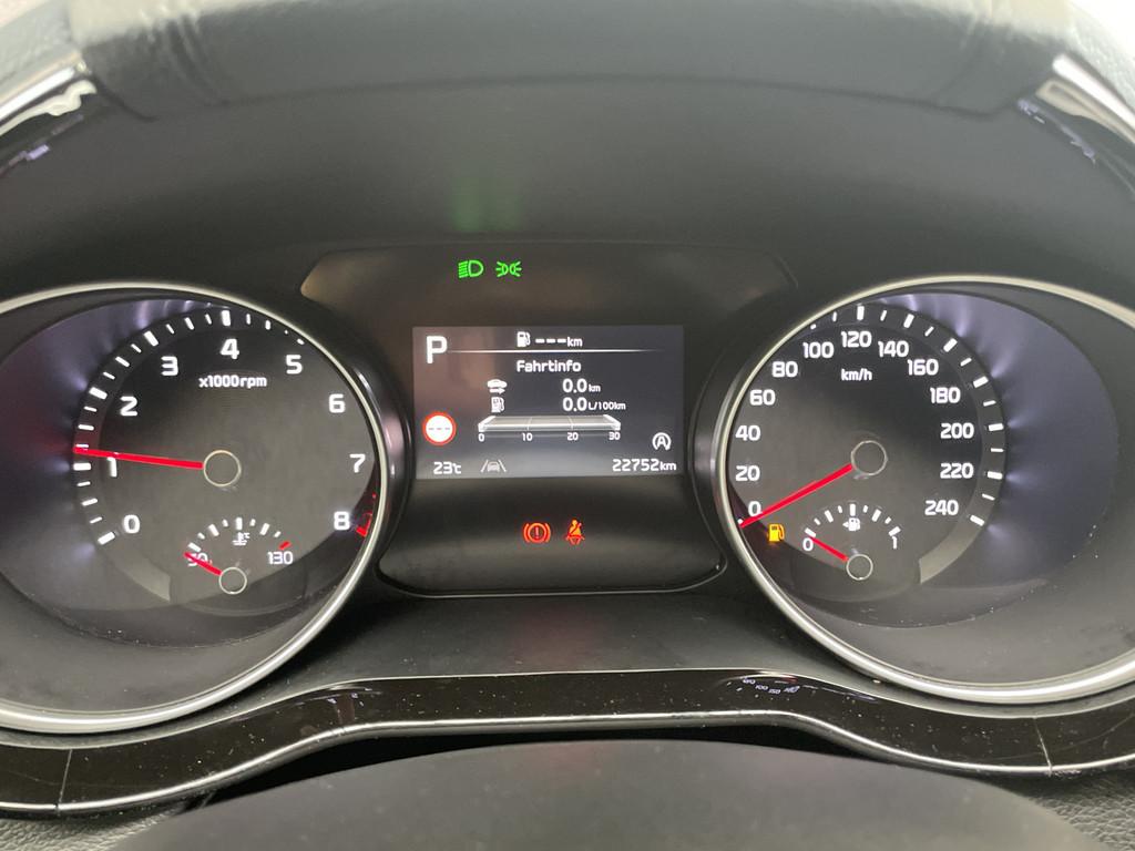 Kia Ceed SW 1.5 T-GDI DCT Spirit