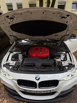 BMW 318i Sport Line Sport Line - BMW 3er Reihe Gebrauchtwagen in Bremen