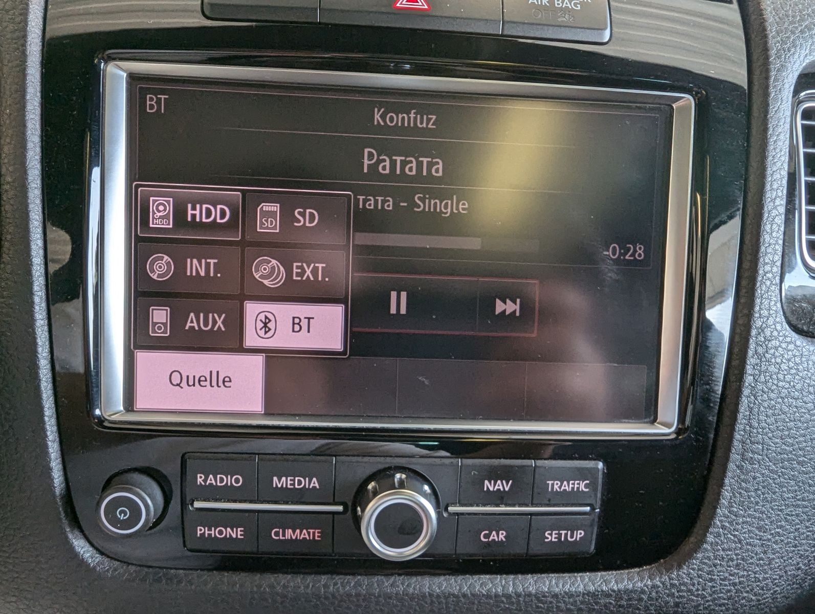 VW Touareg V6 TDI Pano Bi-Xen Memory DYNAUDIO StHz - Image 34
