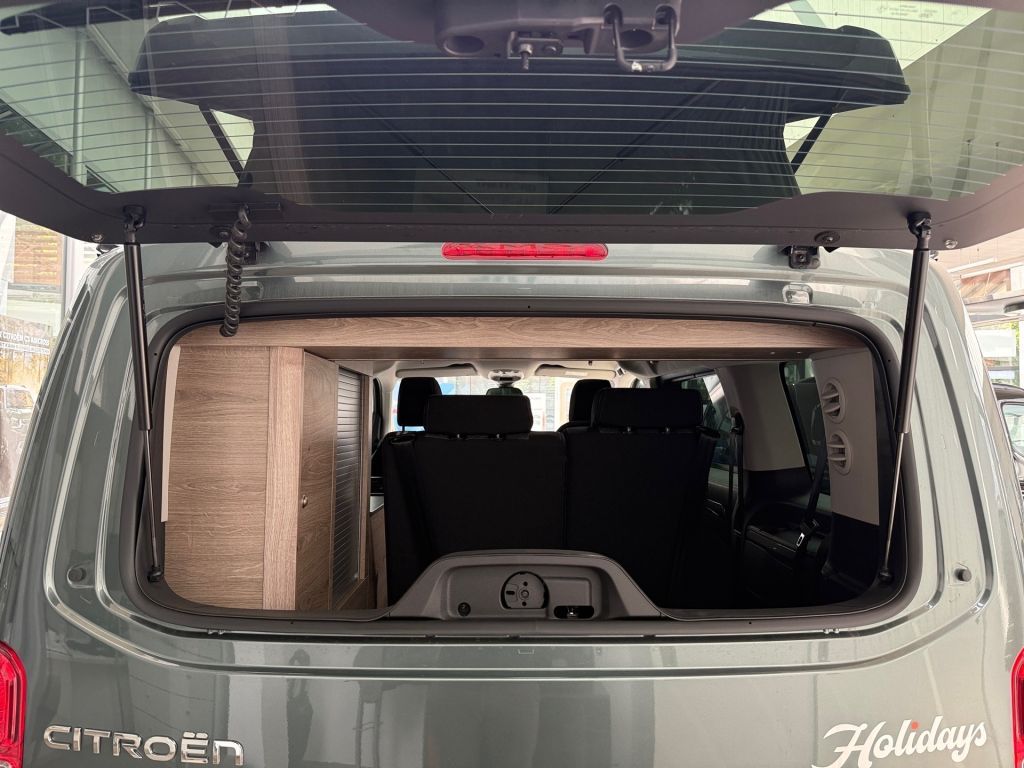 Fahrzeugabbildung Citroën Spacetourer Holidays Diesel 180 Autm. Paket Max