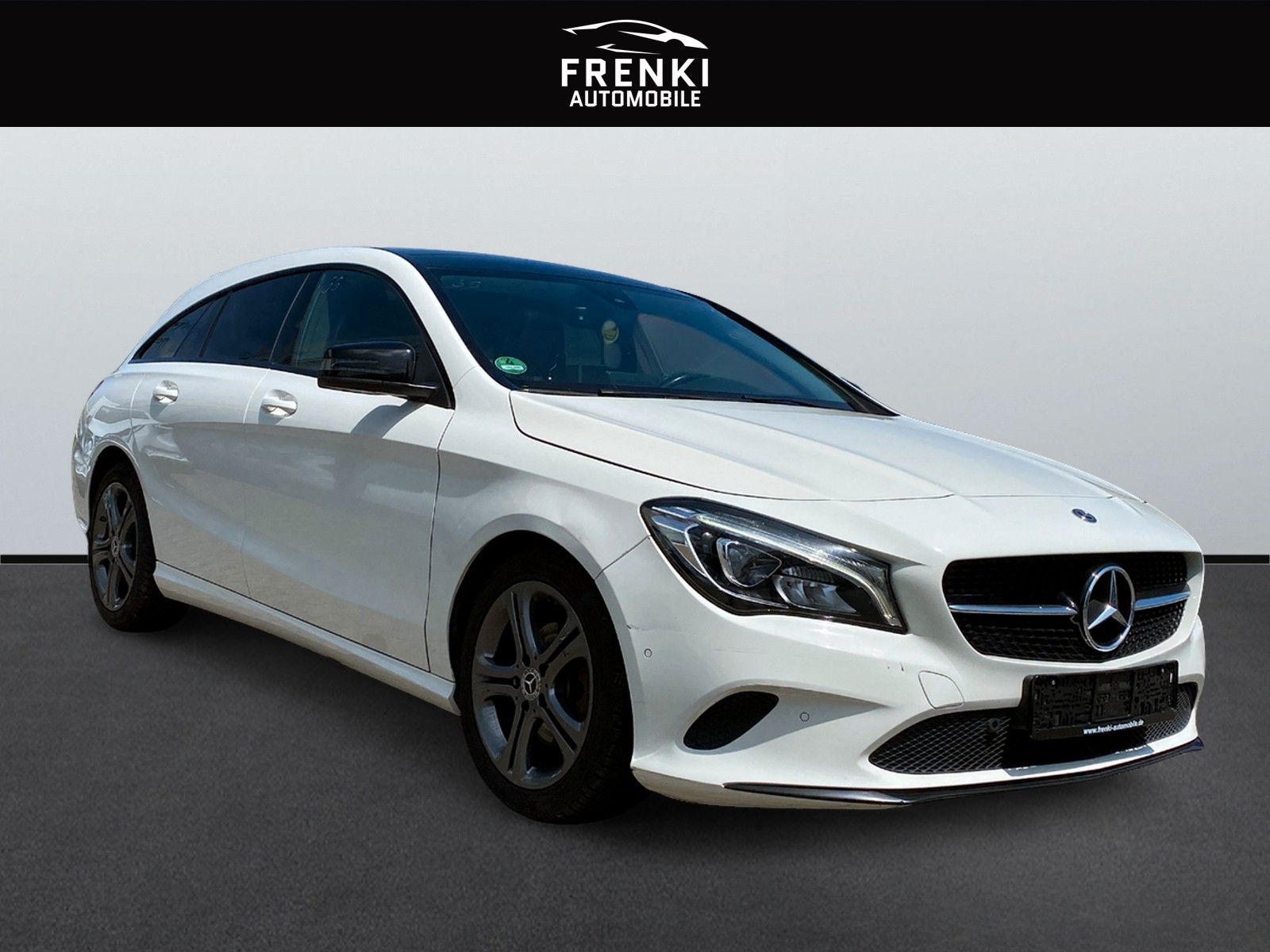 MERCEDES-BENZ CLA 220 CDI Shooting Brake *Panorama*NAVI*LED*