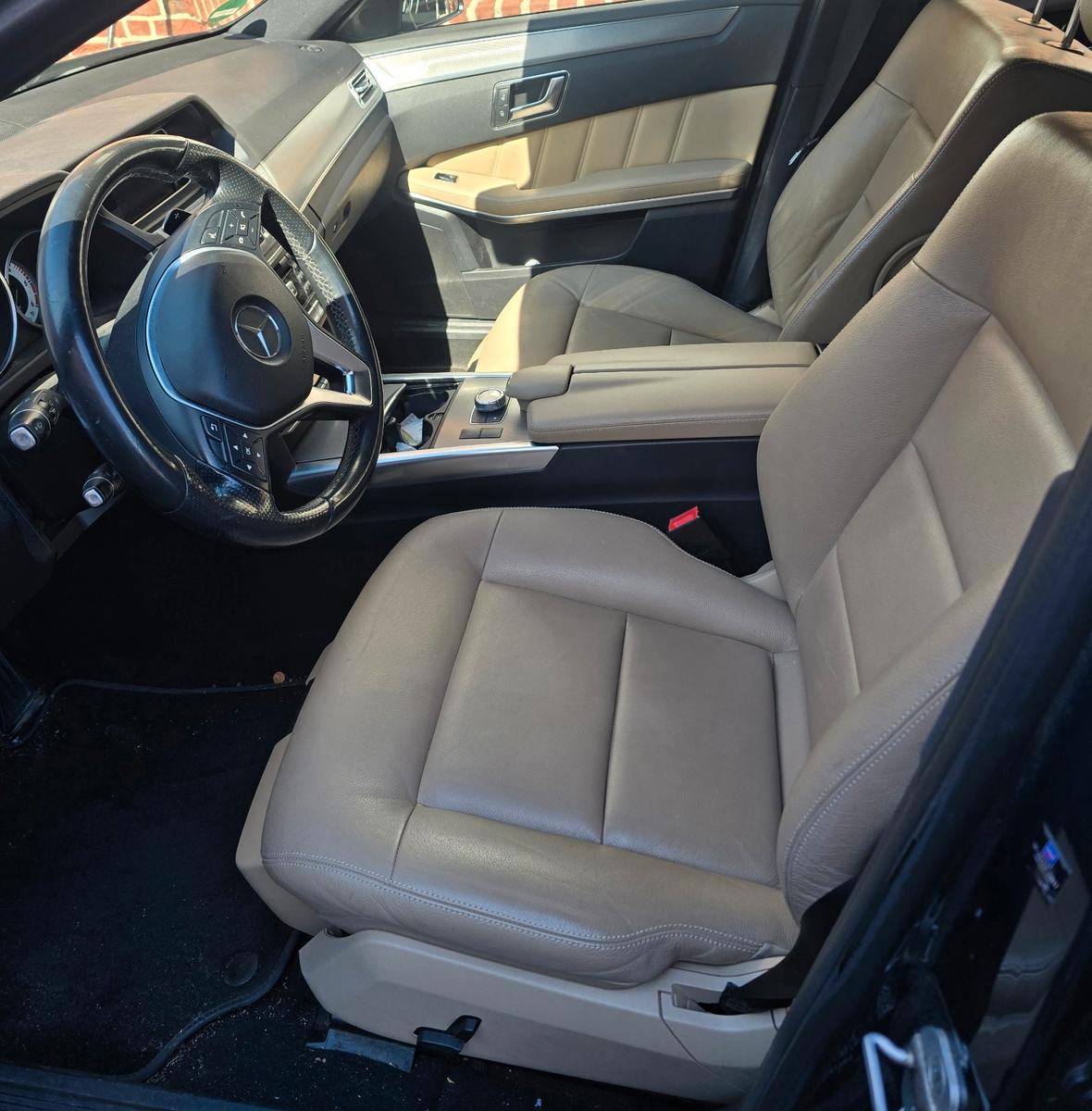 Mercedes-Benz E 220 BlueTEC  Autom. 9G Tronic S212 AMG Menü