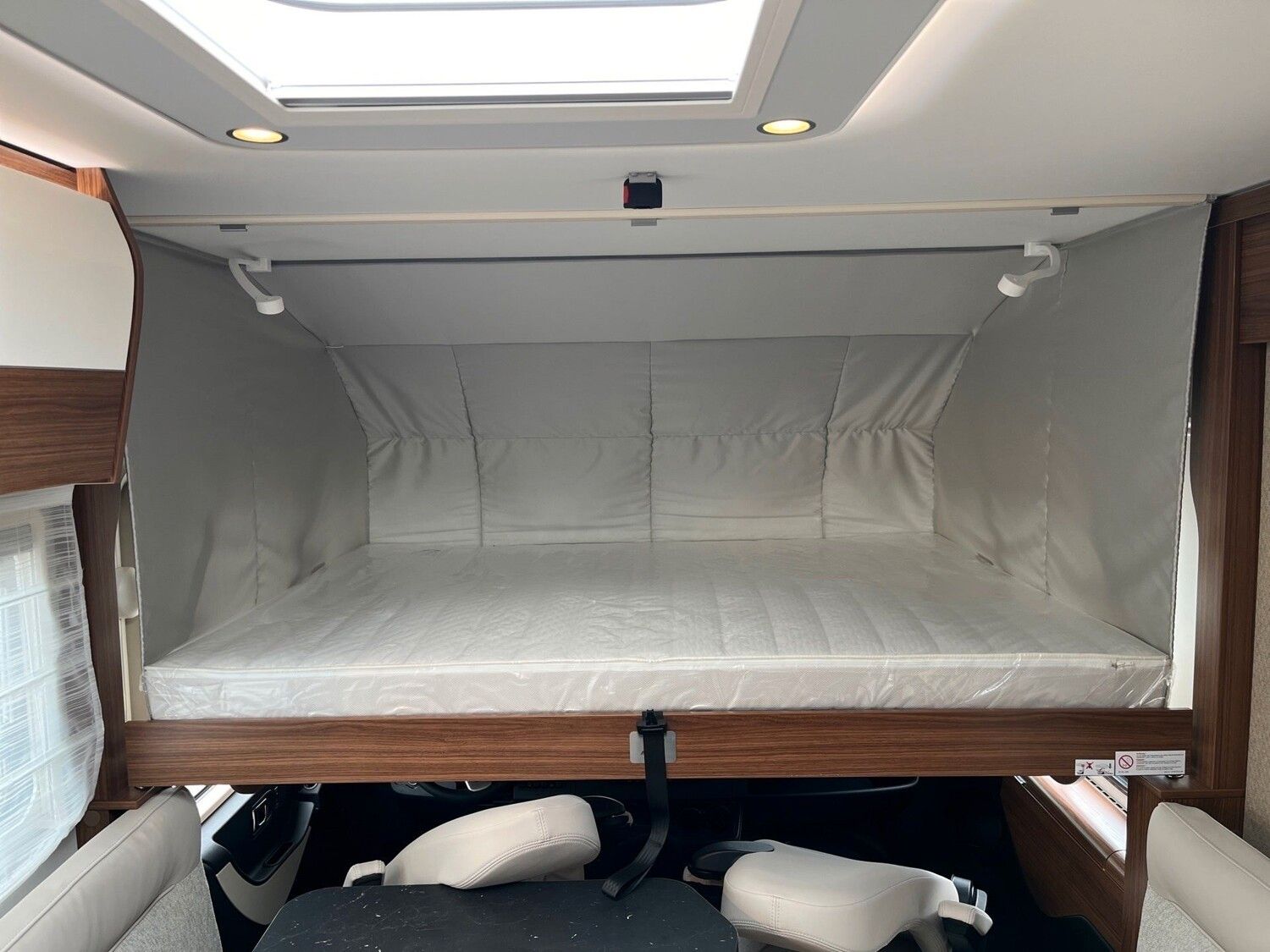 Fahrzeugabbildung HYMER / ERIBA / HYMERCAR Hymer B-MC I 600 Whiteline BMC i 600