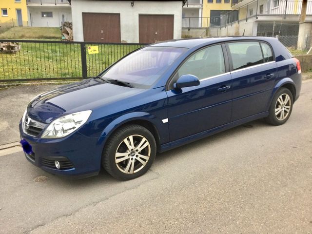 Opel Signum 1.9 CDTI