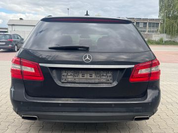 Mercedes E 250 - 11