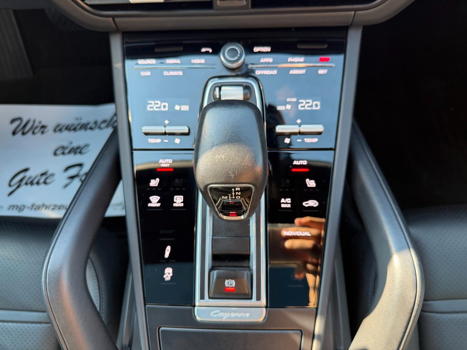 Porsche Cayenne COUPE E-Hybrid APPROVED SPORTABGAS PANO