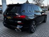 BMW X7 xDrive 40 d M Sport Alcantara Gestik Laser - BMW X7 mit Anhängerkupplung