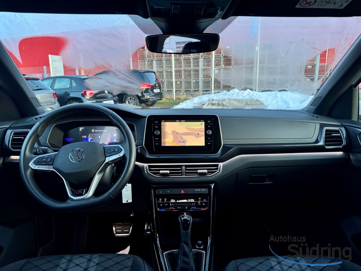 T-Cross 1,5 TSI R-Line DSG AHK Navi IQ.Light Rfk