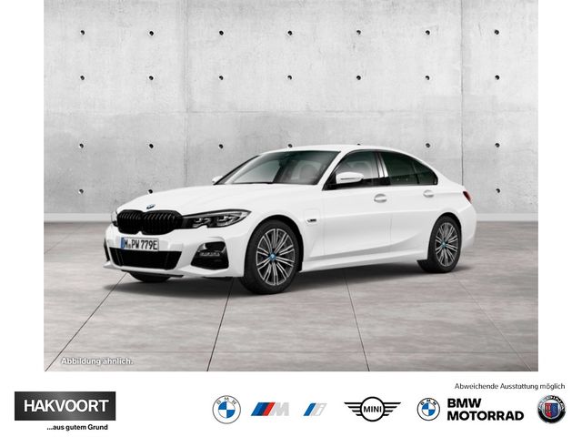 BMW 330e M-Sport Rückfahrkamera