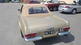Mercedes-Benz 230