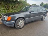 Mercedes-Benz W124 S124 T-Model E250 D H-Kennzeichen om 602 - Mercedes-Benz E 250 aus 1991
