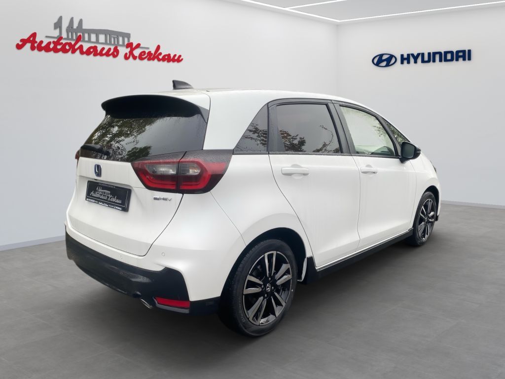 Fahrzeugabbildung Honda Jazz e:HEV 1.5 i-MMD Hybrid Advance Sport (GR)