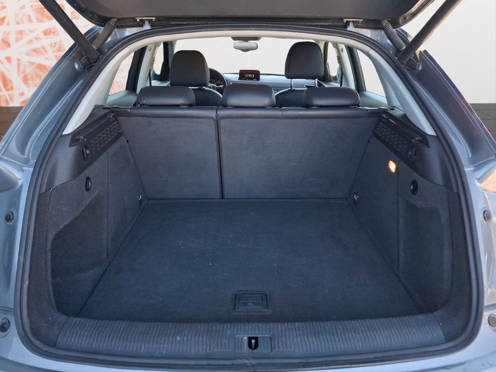 Fahrzeugabbildung Audi Q3 2.0 TFSI quattro