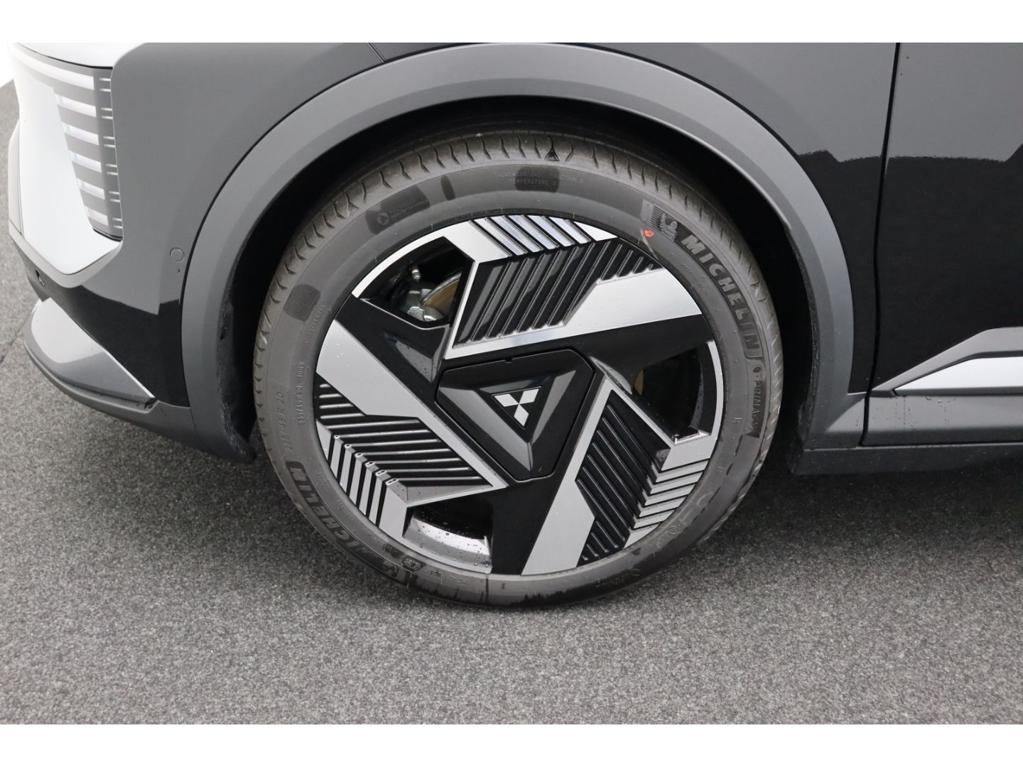 Fahrzeugabbildung Mitsubishi Eclipse Cross Diamant Top 11 KW ACC Totwinkelass