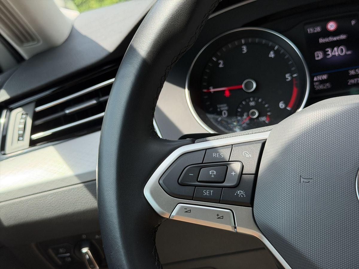 Passat Variant Business2.0TDI DSG AHK RFK MATRIX