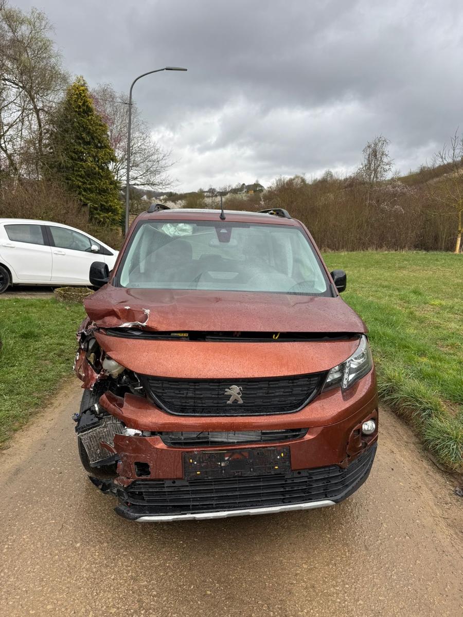 Peugeot Rifter BlueHDi 130 Allure L1 GT line