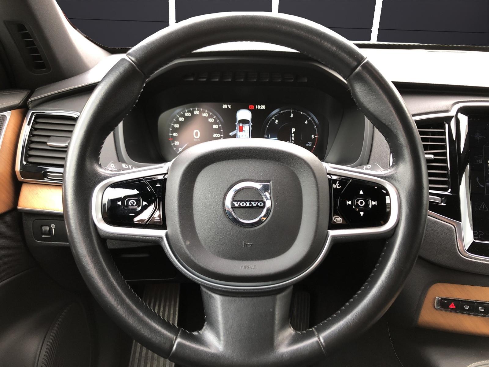 Volvo XC90 D5 AWD Geartronic Inscription -2S-Räder-