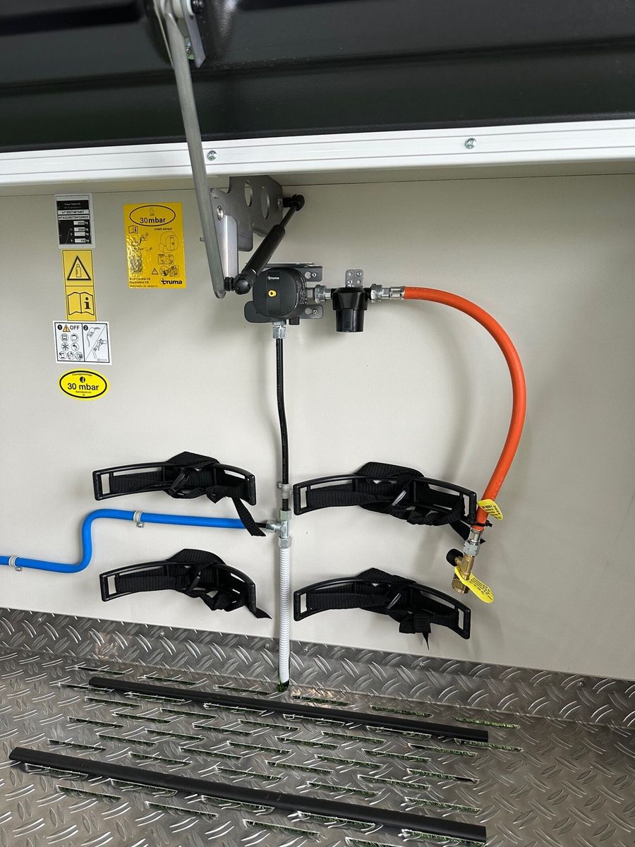 Fahrzeugabbildung Tabbert Senara 490 TD 2.3 Premium Interieur Exterieur