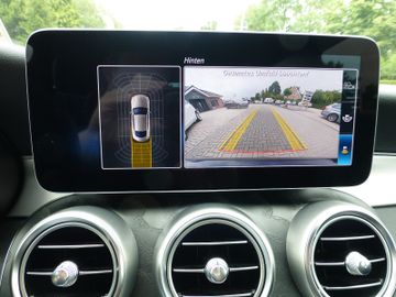 Fahrzeugabbildung Mercedes-Benz C 300 d Coupe,Burmester,LED,DAB,AMG,KameraComand