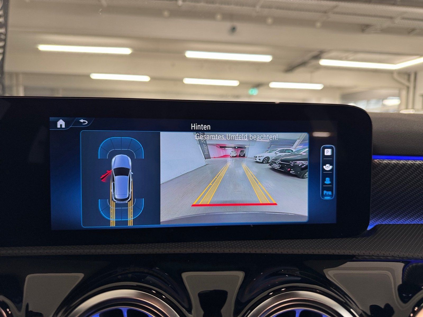 Fahrzeugabbildung Mercedes-Benz A 250 e Progressive*11KW*LED*Kamera*CarPlay*PDC*