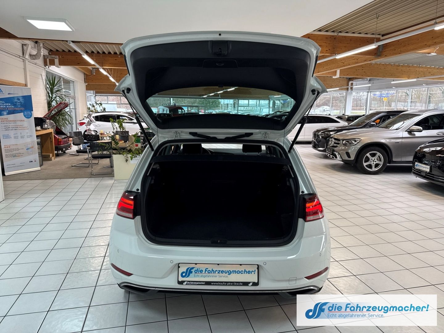 Fahrzeugabbildung Volkswagen Golf VII Join Start-Stopp Navi Sperrdiff. Mehrzo