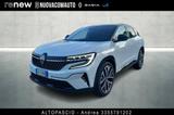 Renault Austral 1.2 E-Tech full hybrid Iconic - schwarze Renault Alaskan