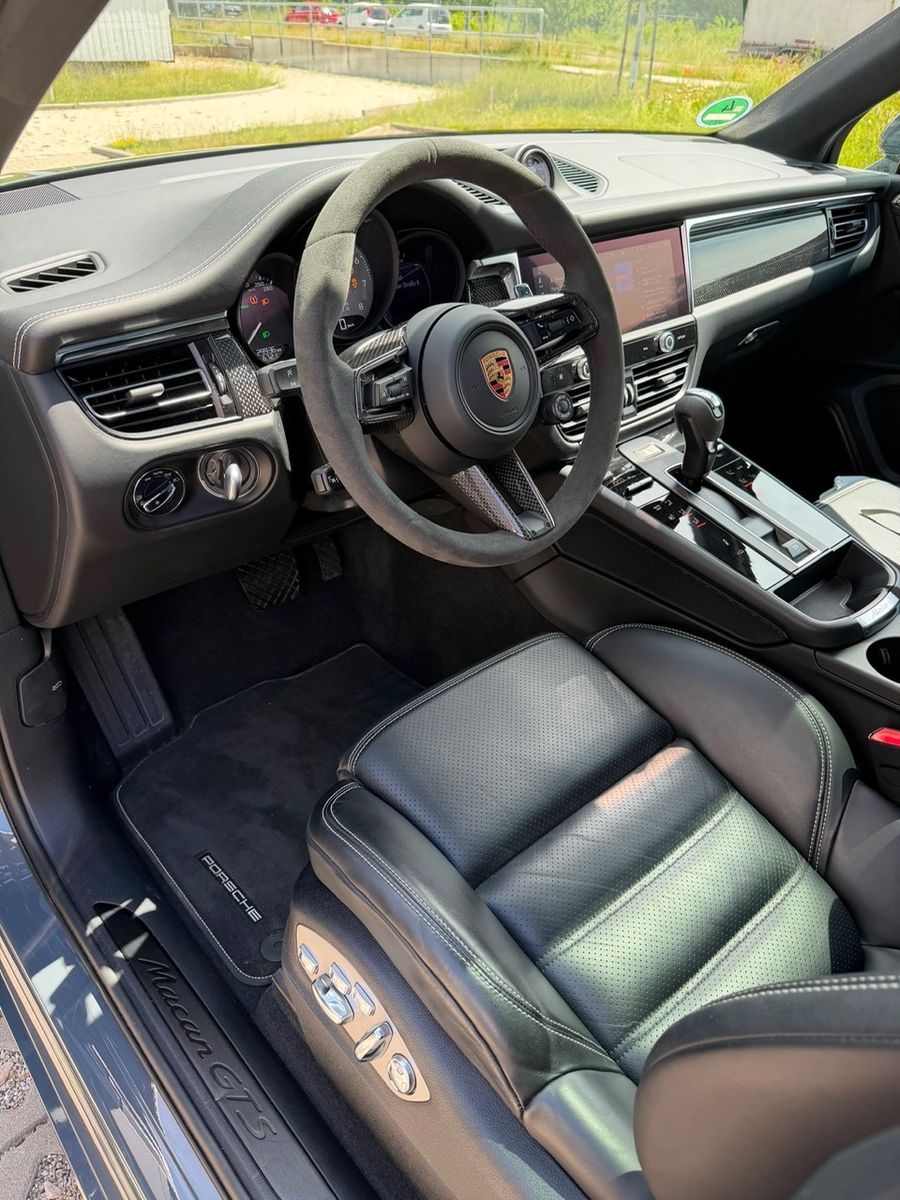 Porsche Macan GTS Abgassport Panorama approved 7/28 foto 16