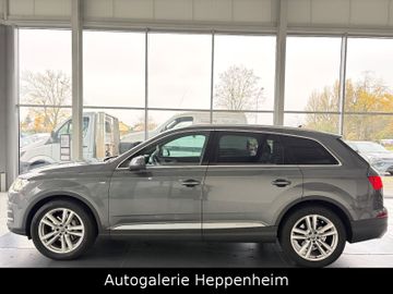 Audi Q7 - 8