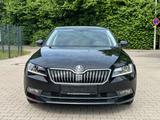 Skoda Superb 2.0 DSG Lim. L&K XEON LEDER KAMERA CANTON - Skoda Superb mit Benzin-Antrieb: Limousine, 2.0