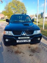 Mitsubishi Pajero 2,5 TD - - gebrauchte Mitsubishi Pajero aus dem Jahr 2005