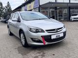 Opel Astra J Sports Tourer Edition*AHK*HU 08/2026 - Opel Astra mit Diesel-Antrieb: Kombi, 2.0