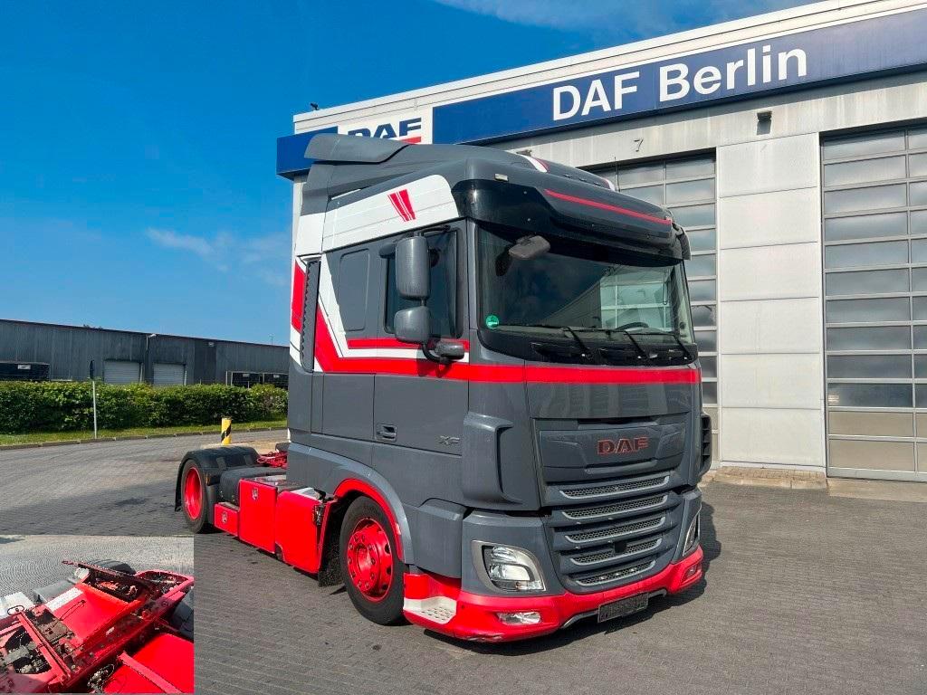DAF XF 480 FT SC Low Deck Intarder Special Interior