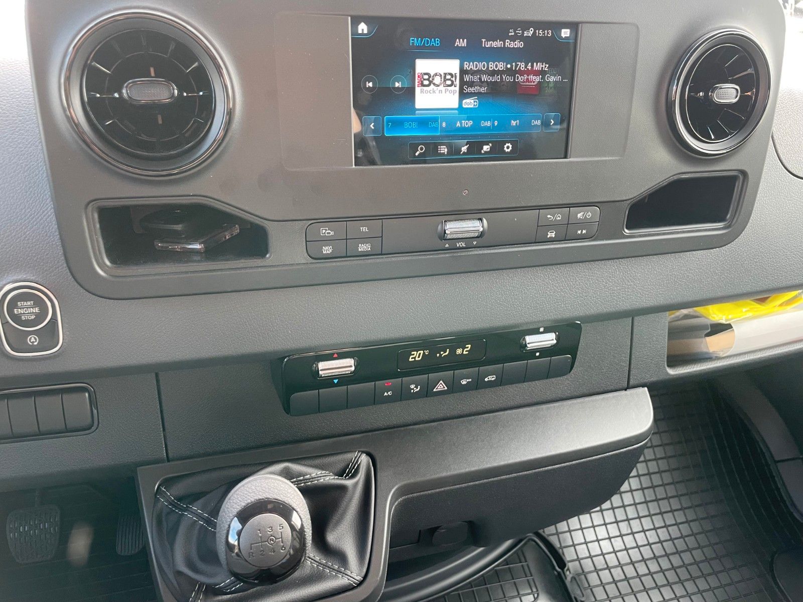 Fahrzeugabbildung Mercedes-Benz Sprinter III 317 CDI  Koffer  LBW Kam Navi