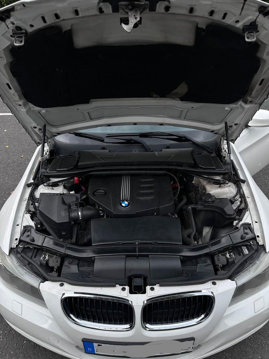 BMW 120 2012 — photo 15