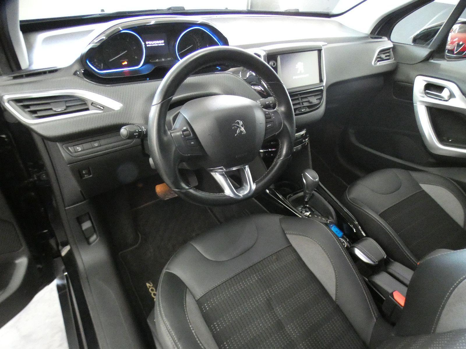 Peugeot 2008 Allure BlueHDI 120 EAT6*NAVI*MIRRIRLINK*PDC