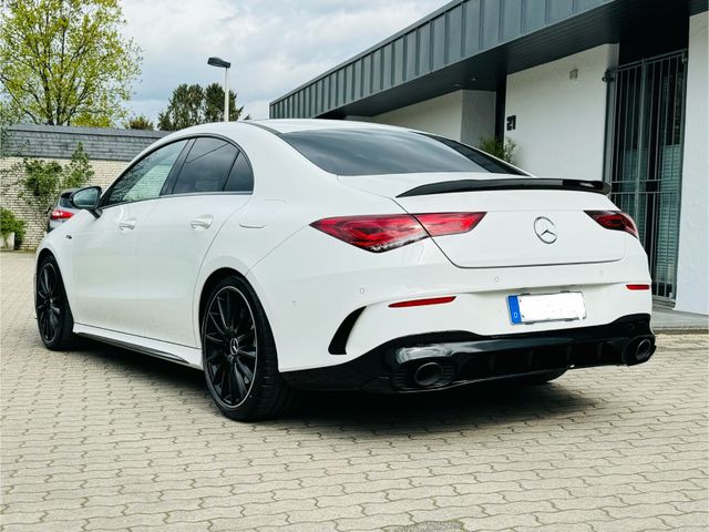 Mercedes-Benz CLA 35 AMG  4Matic/ Pano/Burm/Perf Lenk/Aero