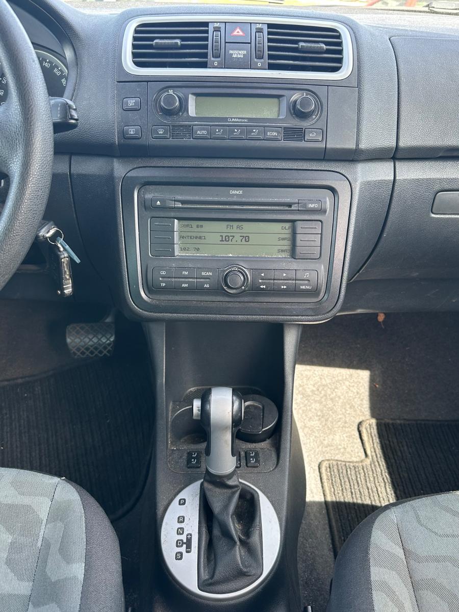Skoda Roomster 2009 — photo 13