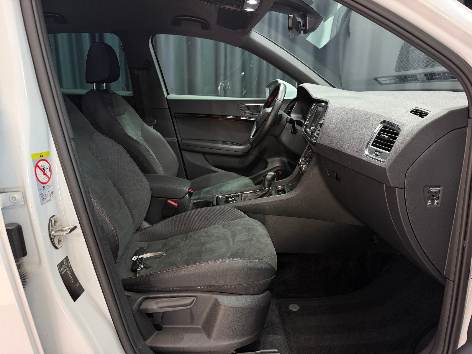 Fahrzeugabbildung SEAT Ateca FR|BEATS|AHK|RF-CAM|LED|1-HD