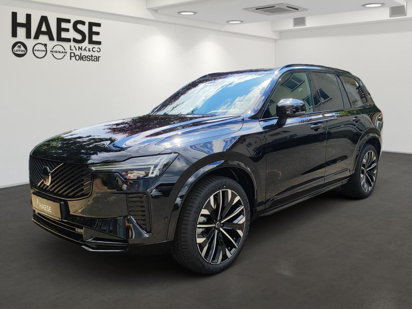 Volvo XC90 Plus Dark Recharge Plug-In Hybrid AWD 7-Sit