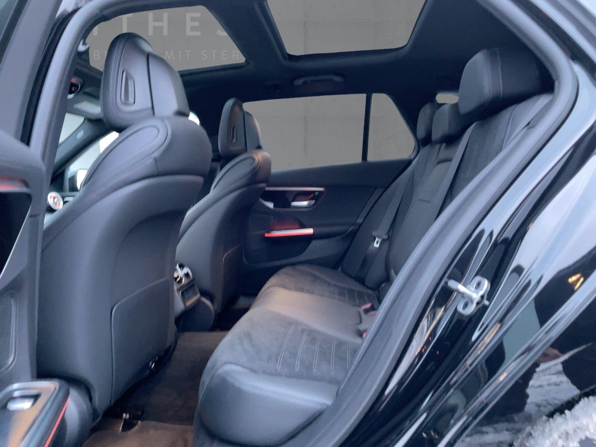 Fahrzeugabbildung Mercedes-Benz C 300 T e AMG AMG/Night/Pano/AHK/360°/Digital