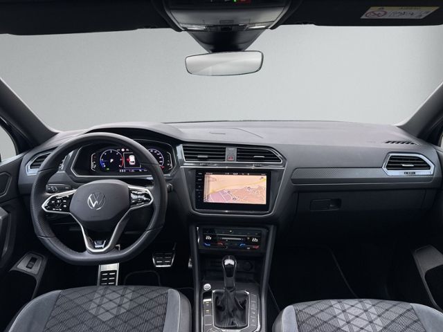 Tiguan Allspace 2.0 TDI R-LINE 4MOTION PANO+AHK+